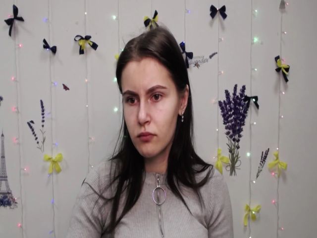 Live sex webcam photo for MollyTravis #272980998