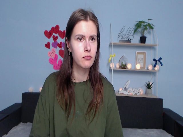 Live sex webcam photo for MollyTravis #273710340