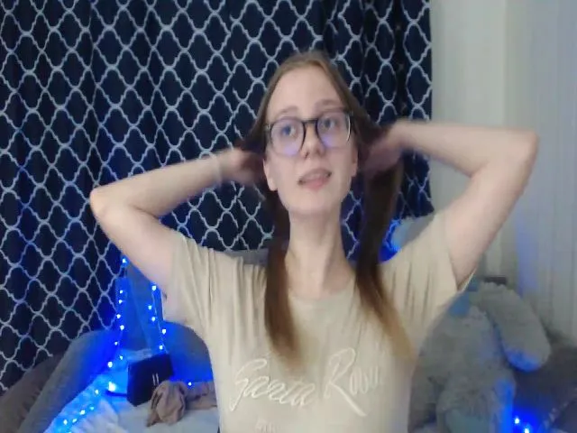 Live sex webcam photo for MollyXss #274148594