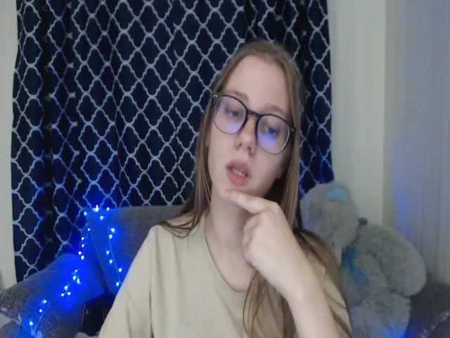 Live sex webcam photo for MollyXss #274149022