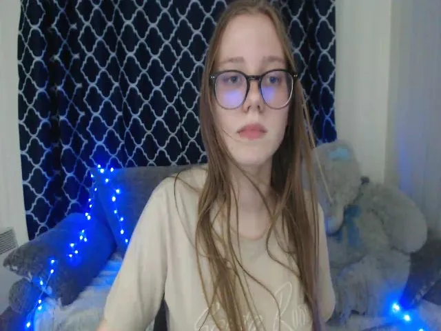 Live sex webcam photo for MollyXss #274149285
