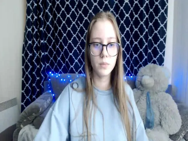 Live sex webcam photo for MollyXss #274198326