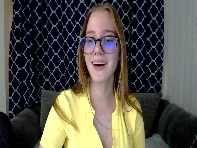 Live sex webcam photo for MollyXss #274442417
