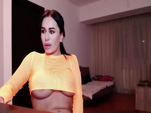 Live sex webcam photo for Mollychaseb #273103862