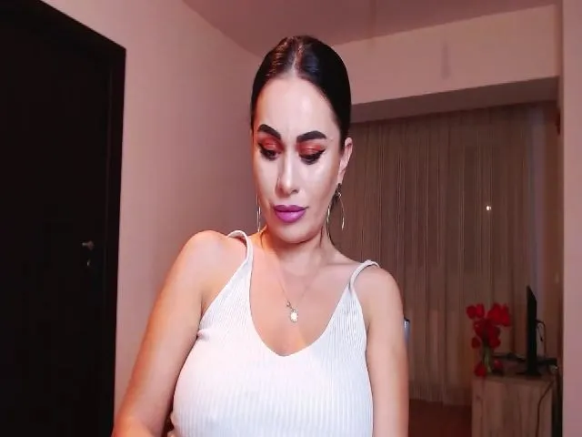 Live sex webcam photo for Mollychaseb #273143494