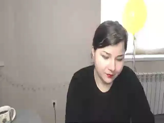 Live sex webcam photo for MonLais #272538672