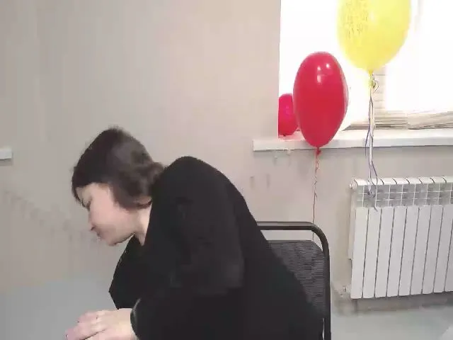 Live sex webcam photo for MonLais #272552799