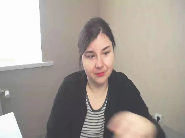 Live sex webcam photo for MonLais #272775914