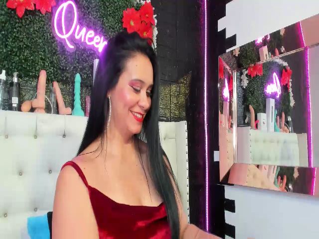 Live sex webcam photo for Monic_21 #273481540