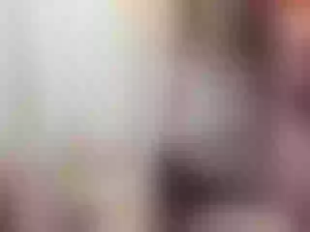 Live sex webcam photo for MonicaAssUK #271762137