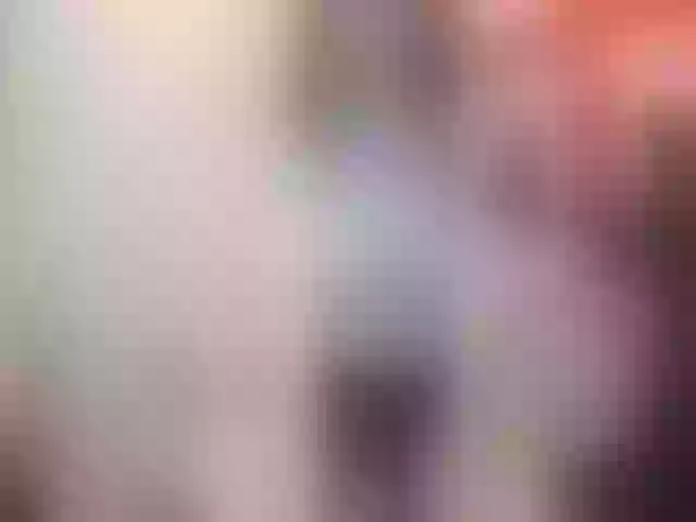 Live sex webcam photo for MonicaAssUK #272177148