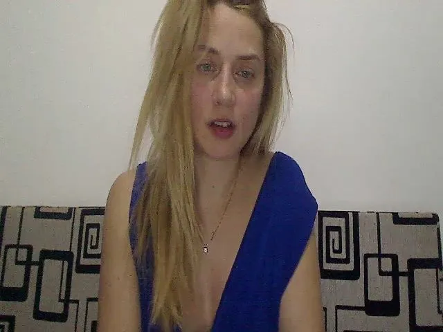 Live sex webcam photo for MonicaDiamond #272232562