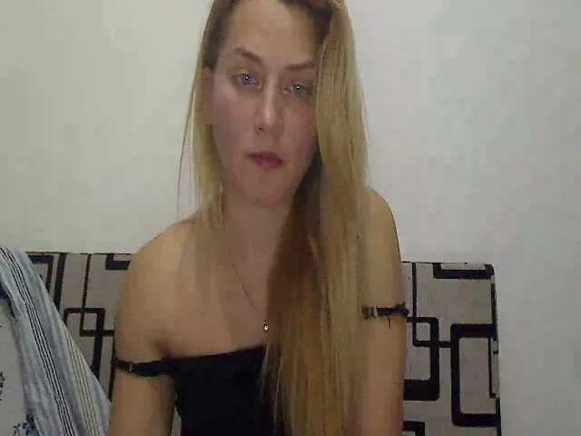 Live sex webcam photo for MonicaDiamond #272322030