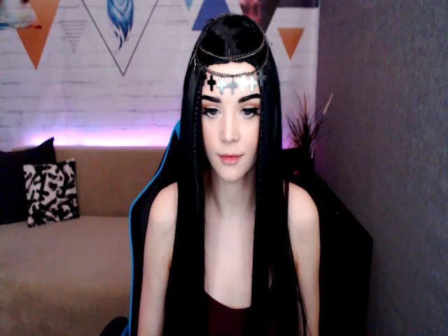 Live sex webcam photo for MonicaHigh #272730390