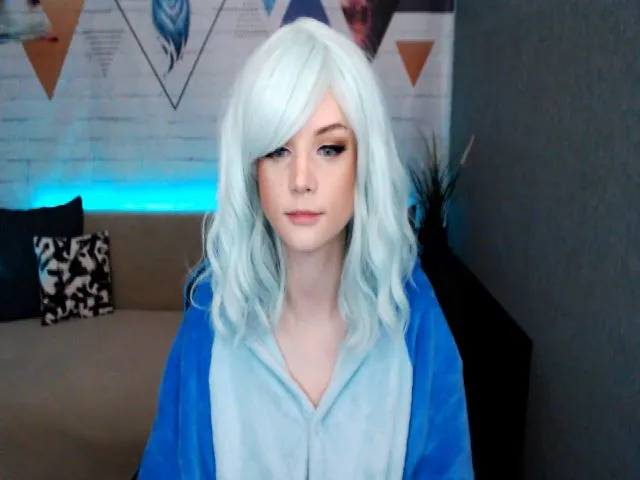 Live sex webcam photo for MonicaHigh #272761987