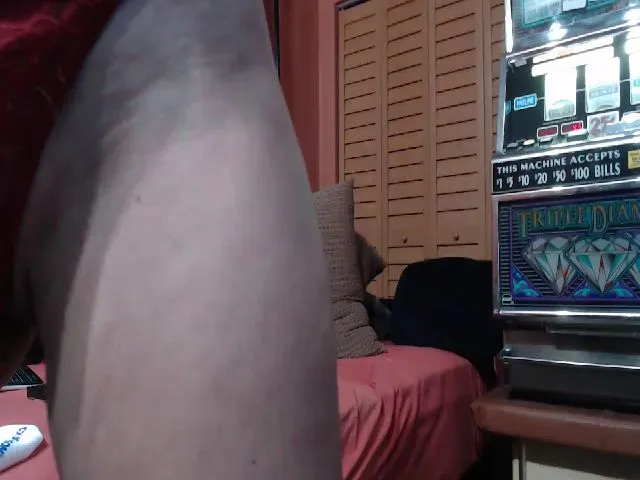 Live sex webcam photo for Monica_Leigh #272097993