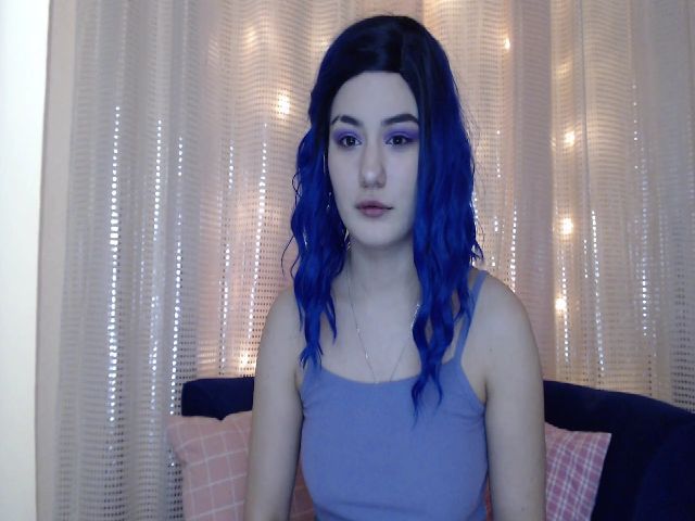 Live sex webcam photo for MonicaaX #272891906