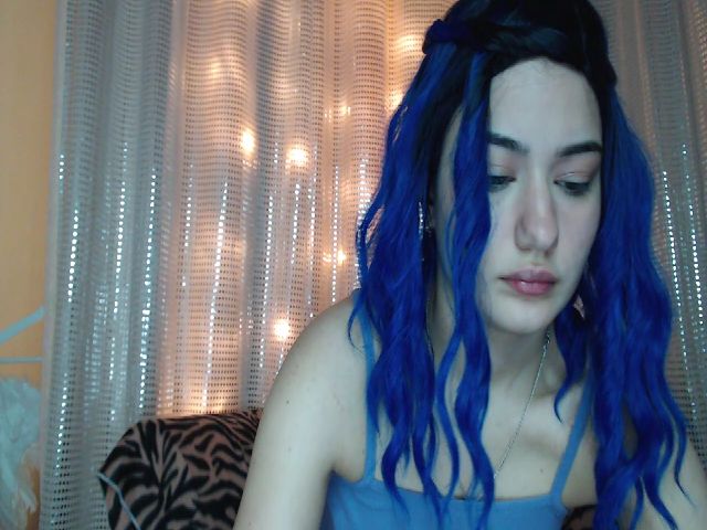 Live sex webcam photo for MonicaaX #273267319