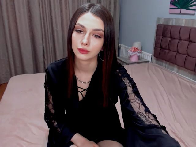 Live sex webcam photo for MonikaRare #272187771