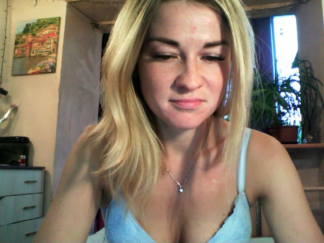 Live sex webcam photo for Monika_Silver #273877931