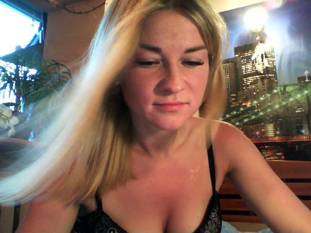 Live sex webcam photo for Monika_Silver #273899766