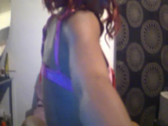 Live sex webcam photo for MontanaFlamez #274656132