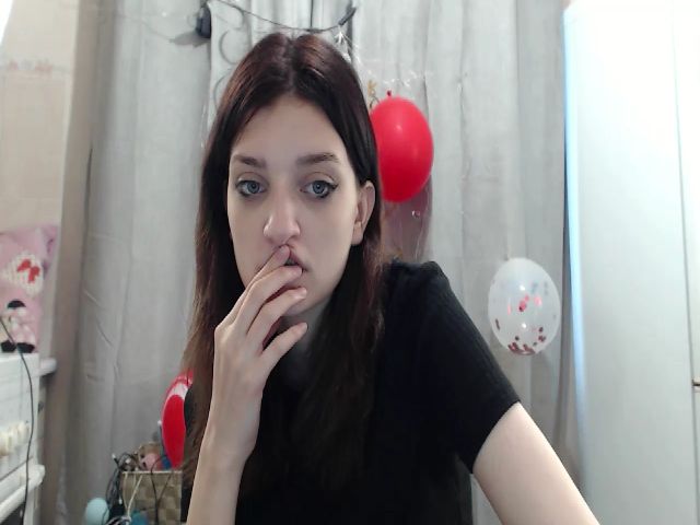 Live sex webcam photo for MoraCos #273139731