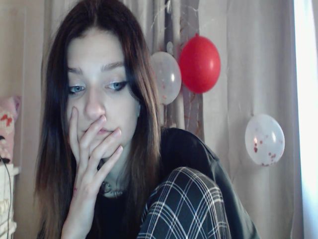 Live sex webcam photo for MoraCos #273167763