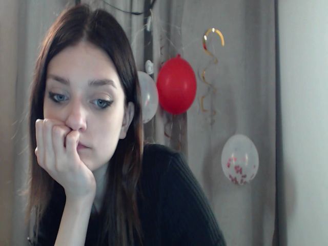 Live sex webcam photo for MoraCos #273331879