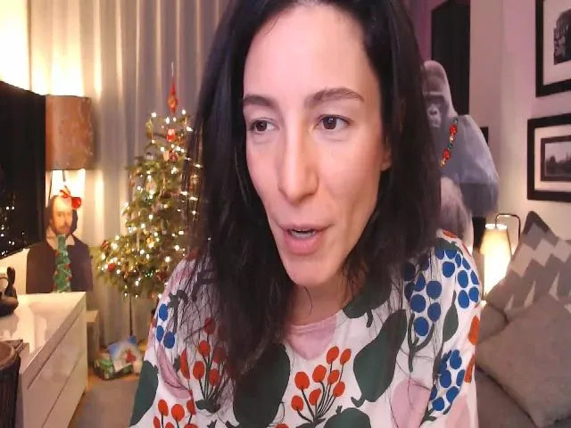 Live sex webcam photo for Mora_Marvels #271705178