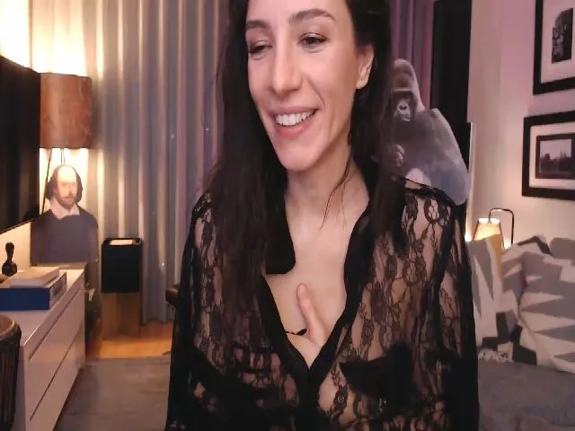 Live sex webcam photo for Mora_Marvels #271879771