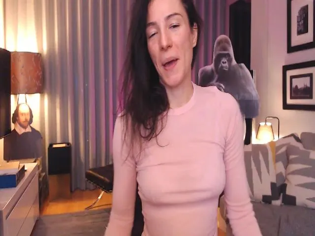 Live sex webcam photo for Mora_Marvels #271903678