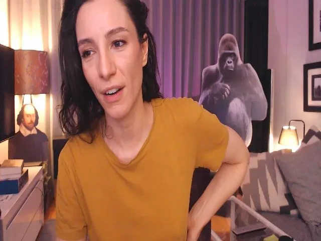 Live sex webcam photo for Mora_Marvels #272104872