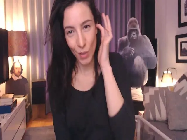 Live sex webcam photo for Mora_Marvels #272169392