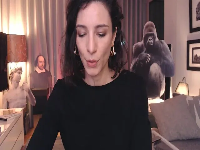 Live sex webcam photo for Mora_Marvels #272626586