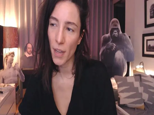 Live sex webcam photo for Mora_Marvels #273007584