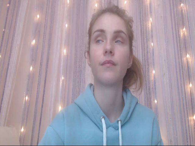 Live sex webcam photo for MorenaLoves #272653589