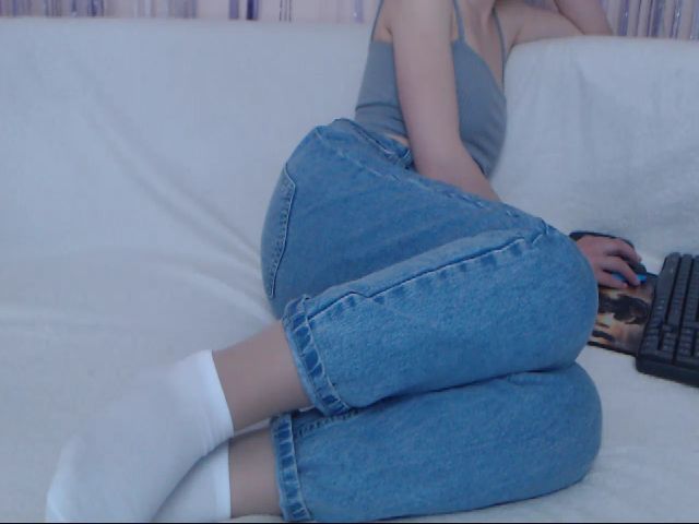 Live sex webcam photo for MorenaLoves #272894407