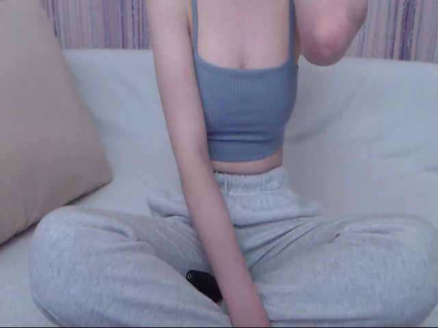 Live sex webcam photo for MorenaLoves #272978086