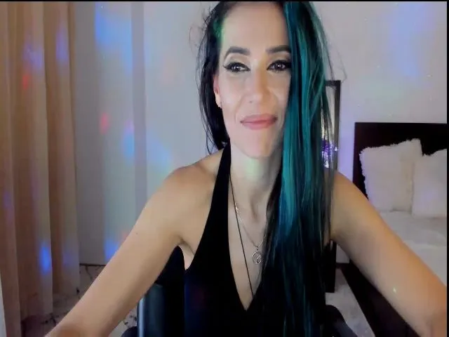 Live sex webcam photo for MoveMyAssSoon #271974558