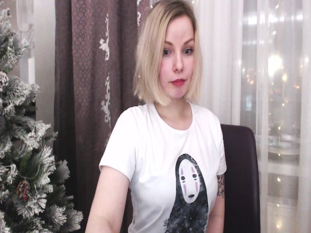 Live sex webcam photo for MozzarelaBlu3 #271691974