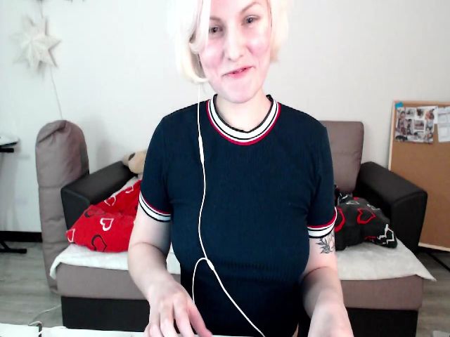 Live sex webcam photo for MozzarellaBlu #272254985