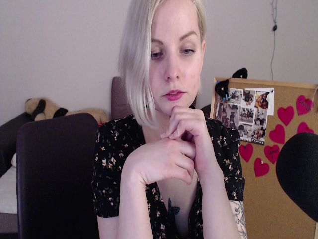 Live sex webcam photo for MozzarellaBlu #272377116