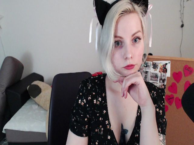 Live sex webcam photo for MozzarellaBlu #272387634