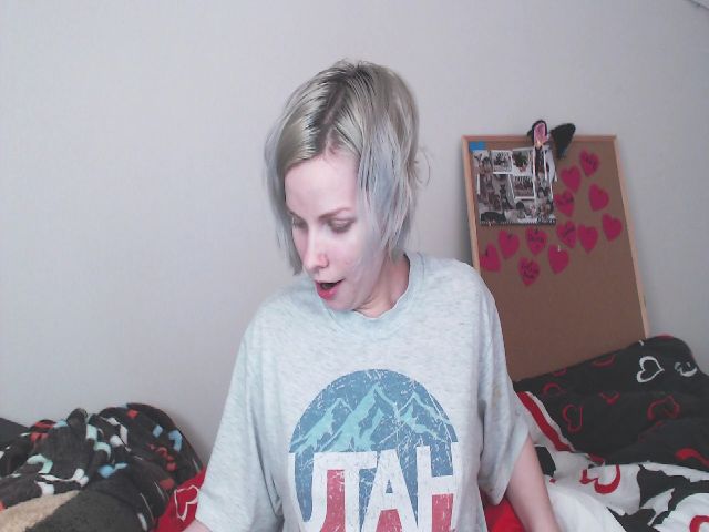 Live sex webcam photo for MozzarellaBlu #272679167