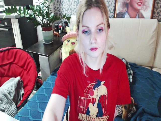 Live sex webcam photo for MozzarellaBlu #273814575