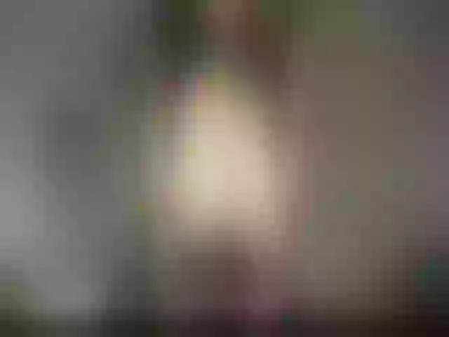Live sex webcam photo for MrsRebecca #273040827