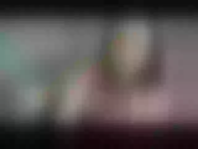Live sex webcam photo for MrsRebecca #273126702