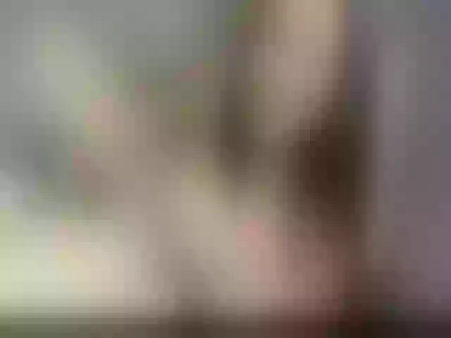 Live sex webcam photo for MrsRebecca #273448484