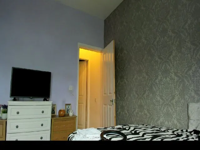 Live sex webcam photo for MrsRebecca #273654134